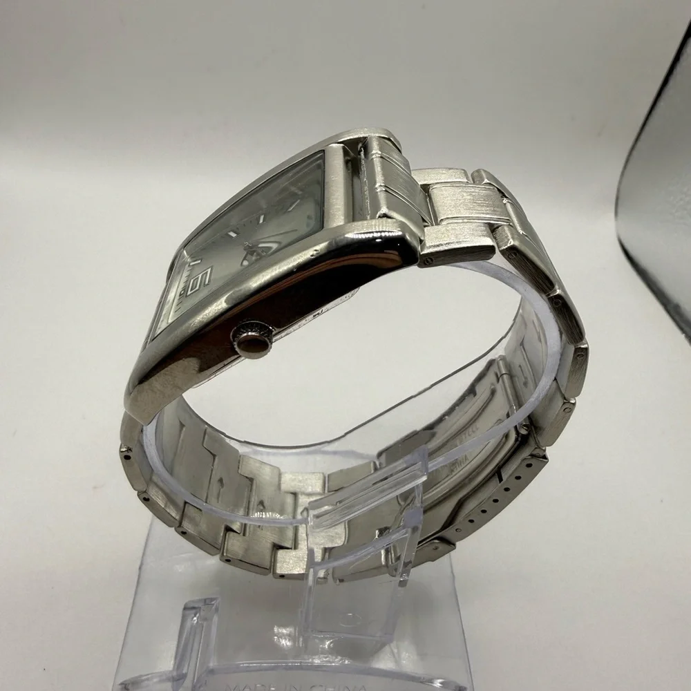 N/A men quartz
